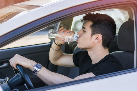 Staying hydrated whilst driving