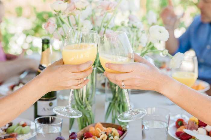 Drinking Alcohol in the Sun: Risks, Realities, and How to Stay Safe